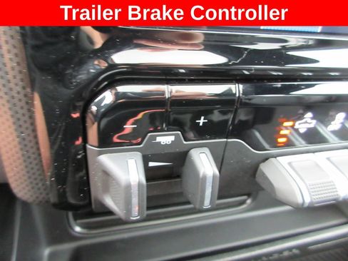 Used 2022 RAM 1500 Limited w/ Night Edition AWD/4WD image 25