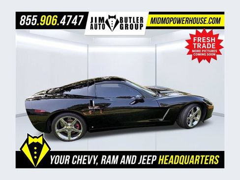 Used 2007 Chevrolet Corvette Coupe w/ Preferred Equipment Group RWD image 1