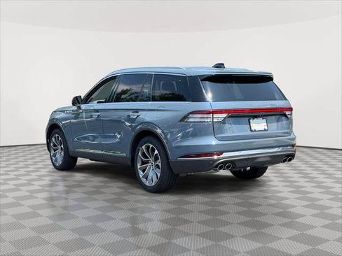 Used 2025 Lincoln Aviator AWD w/ Equipment Group 101A image 4