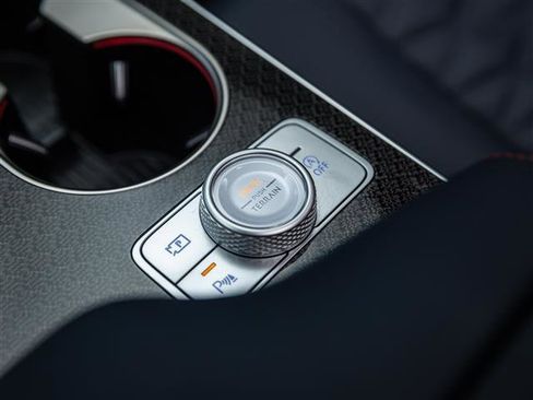 New 2026 Genesis GV80 3.5T e-SC image 36