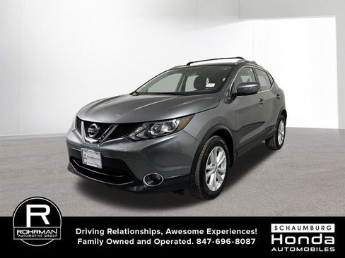 Used 2018 Nissan Rogue Sport SV w/ SV All-Weather Package image 2