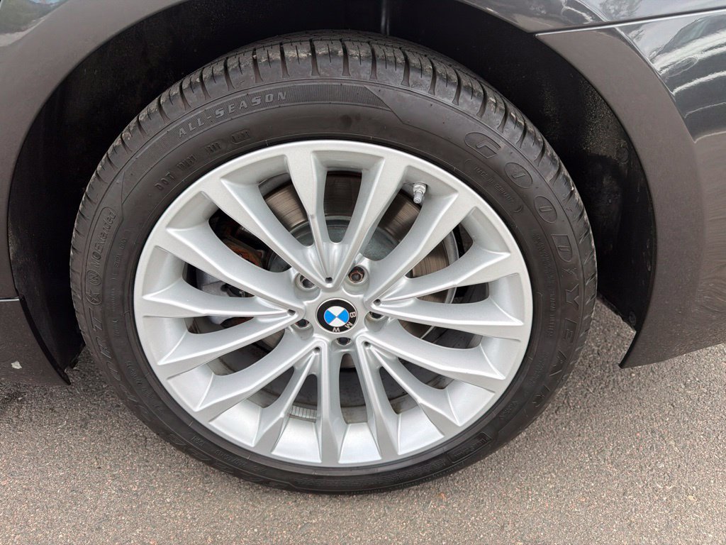 Used 2023 BMW 530i xDrive w/ Premium Package AWD/4WD image 17