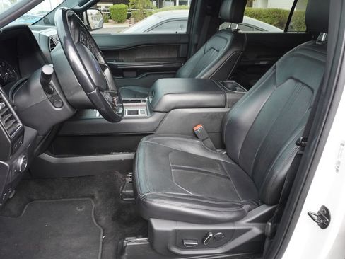 Used 2018 Ford Expedition Max Limited w/ Equipment Group 301A RWD image 12