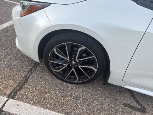 Used 2020 Toyota Corolla XSE image 8