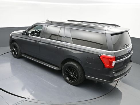 Certified 2022 Ford Expedition Max XLT image 39