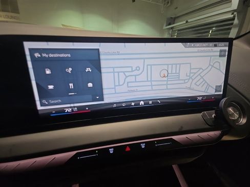 Used 2025 BMW X3 M50 w/ Premium Package image 43