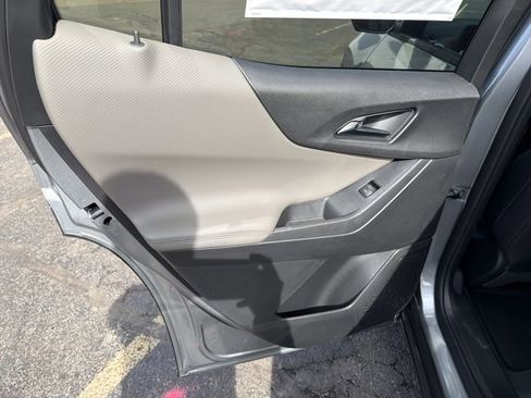 New 2026 Chevrolet Equinox LT w/ Convenience Package II image 23