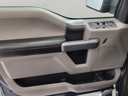 Used 2018 Ford F150 XLT w/ Equipment Group 302A Luxury AWD/4WD image 26