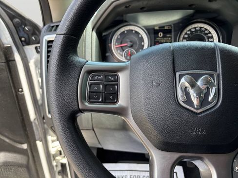 Used 2021 RAM 1500 Classic SLT RWD image 21
