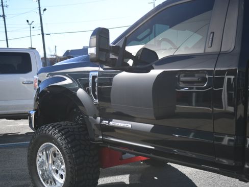 Used 2022 Ford F350 XLT w/ XLT Value Package image 10