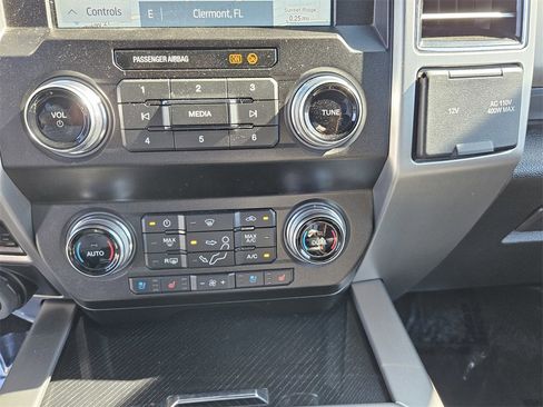 Used 2021 Ford F450 Platinum w/ FX4 Off-Road Package image 21