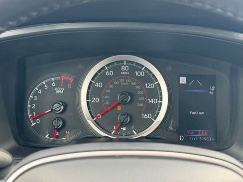 Used 2022 Toyota Corolla Cross LE image 25