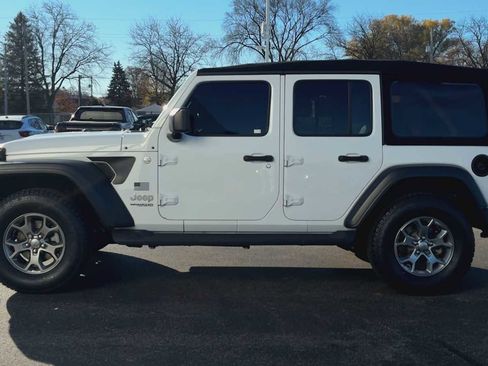 Used 2020 Jeep Wrangler Unlimited Sport image 5