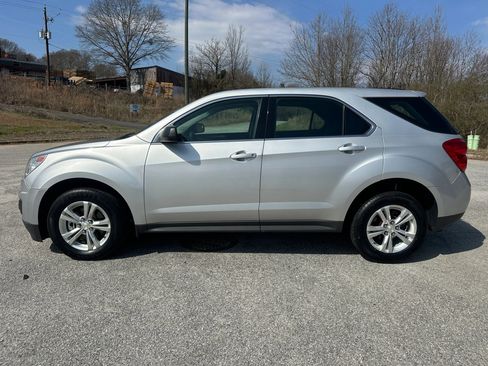 Used 2014 Chevrolet Equinox LS image 2