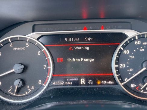Certified 2025 Nissan Rogue SV FWD image 30