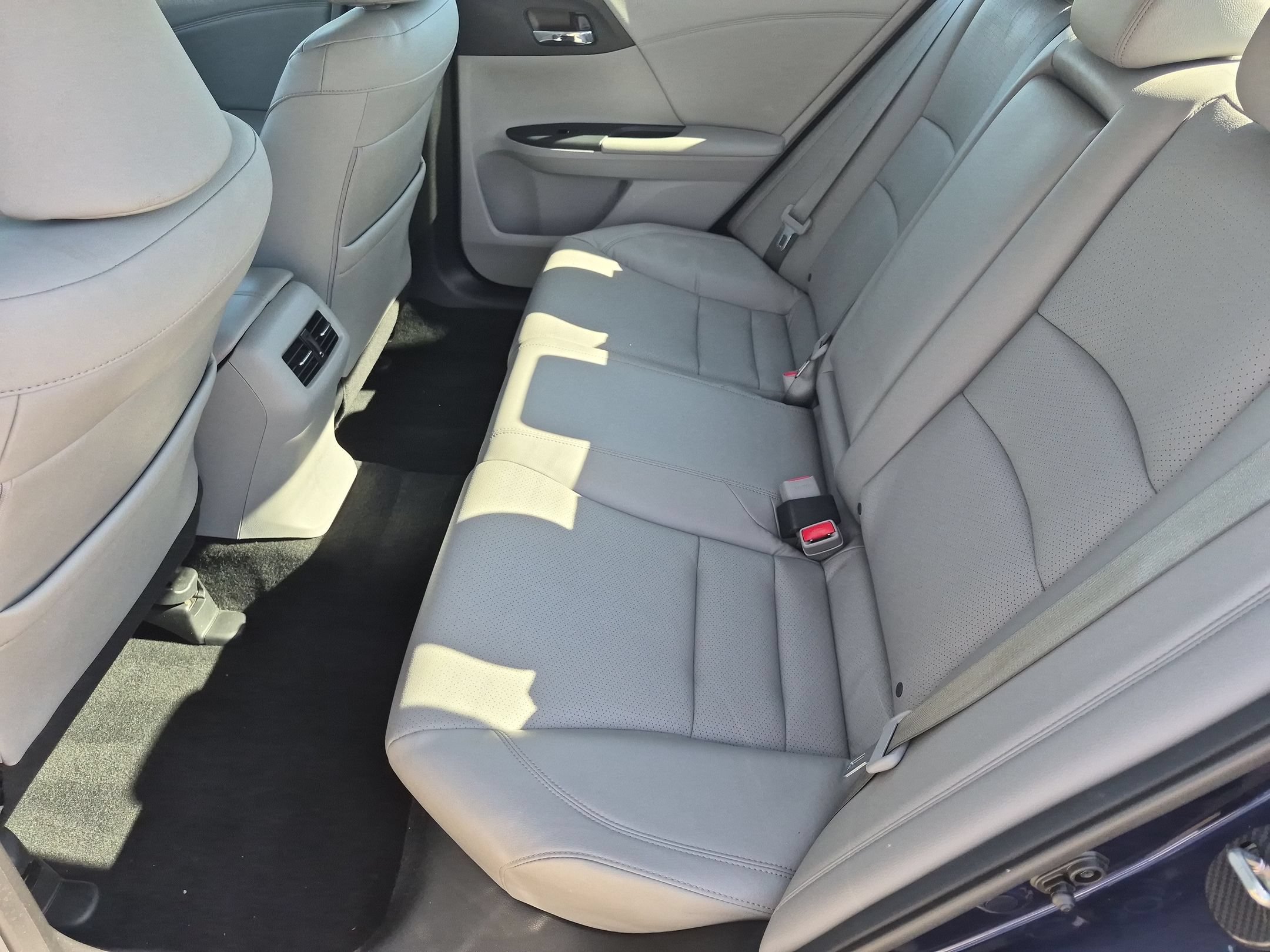 Used 2016 Honda Accord EX-L image 22