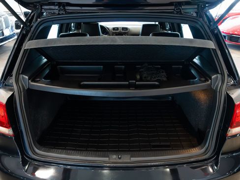 Used 2013 Volkswagen Golf R 4-Door AWD/4WD image 8
