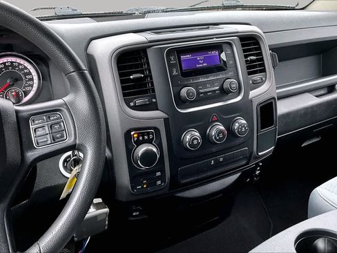 Used 2019 RAM 1500 Express AWD/4WD image 7