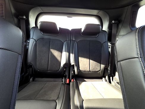 New 2025 Jeep Grand Cherokee L Altitude image 11