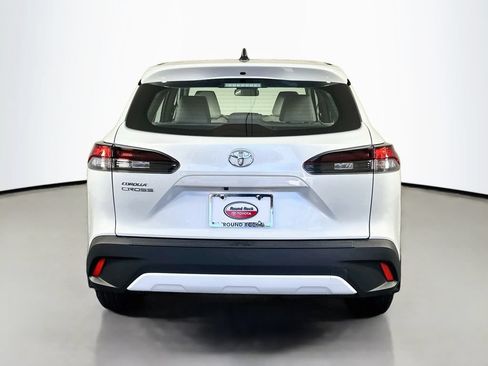 Certified 2026 Toyota Corolla Cross L FWD image 6