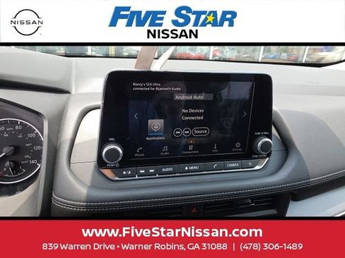 Used 2026 Nissan Rogue SV FWD image 13