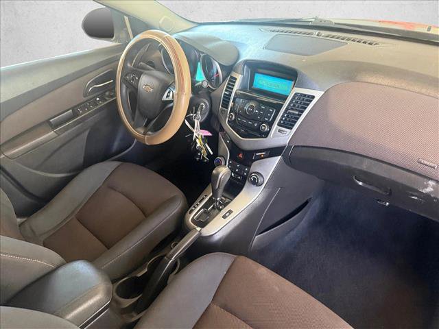 Used 2015 Chevrolet Cruze LT FWD image 18