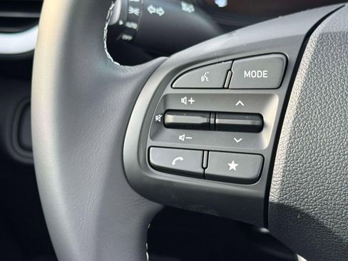 New 2026 Hyundai Venue SEL image 18