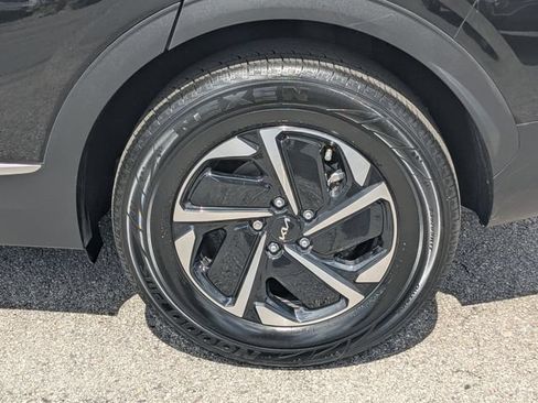 Certified 2023 Kia Sportage LX AWD/4WD image 8