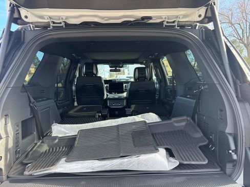 New 2026 Ford Expedition Tremor image 16