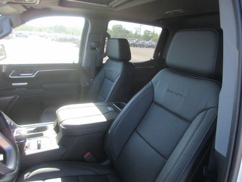 New 2026 GMC Sierra 1500 Denali AWD/4WD image 14