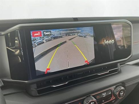 Used 2024 Jeep Wrangler Unlimited Rubicon 392 image 16