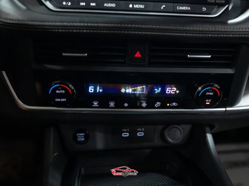 Used 2024 Nissan Rogue SV AWD/4WD image 33