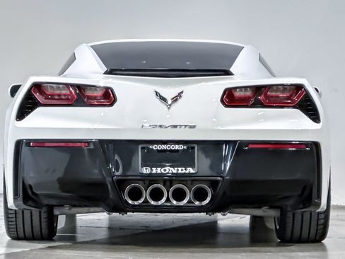 Used 2015 Chevrolet Corvette Stingray Coupe w/ 3LT Preferred Equipment Group RWD image 8