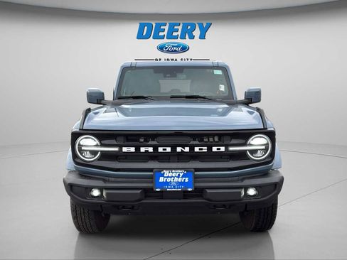 Used 2025 Ford Bronco Outer Banks image 10
