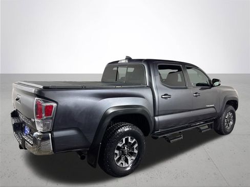 Used 2021 Toyota Tacoma TRD Off-Road image 6