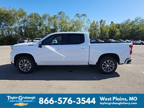 New 2026 Chevrolet Silverado 1500 LT w/ Z71 Off-Road Package AWD/4WD image 6