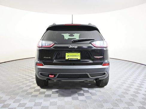 Used 2019 Jeep Cherokee Trailhawk w/ Cold Weather Group AWD/4WD image 5