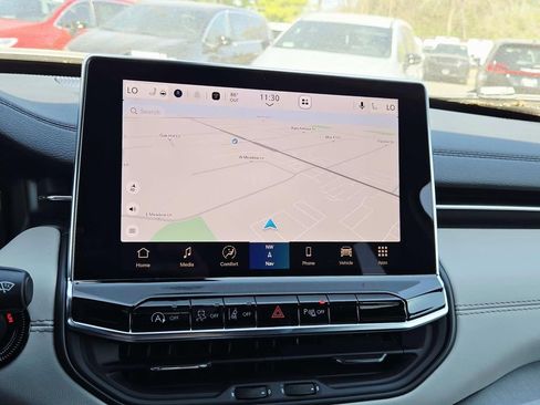 New 2026 Jeep Compass Limited w/ Sun, Sound & Navigation Group image 23