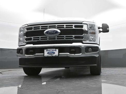 Used 2025 Ford F250 XLT image 60