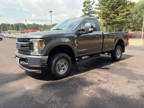 Used 2019 Ford F250 XL w/ XL Value Package AWD/4WD image 3