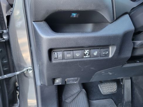 Used 2021 Toyota RAV4 XSE w/ XSE Grade Weather Package AWD/4WD image 29