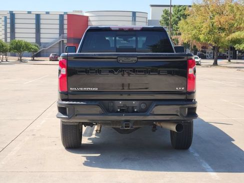 Used 2021 Chevrolet Silverado 2500 LTZ w/ Z71 Chrome Sport Edition AWD/4WD image 6
