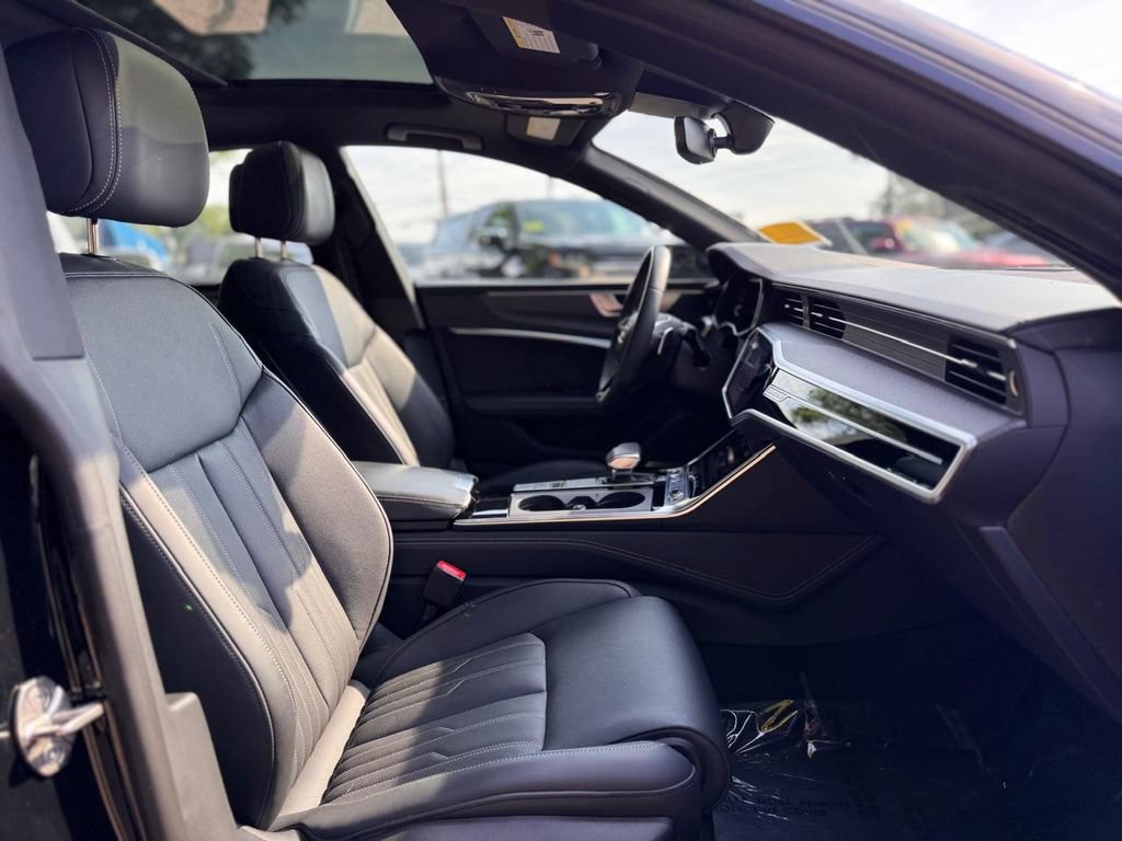 Used 2023 Audi S7 Prestige AWD/4WD image 29