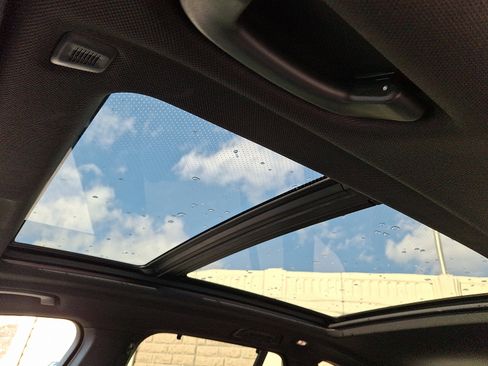 Used 2022 BMW X5 M50i w/ Executive Package image 14