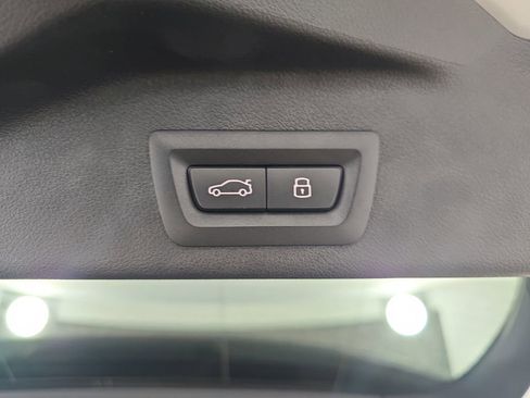 Certified 2025 BMW X5 xDrive40i w/ Parking Assistance Package AWD/4WD image 13