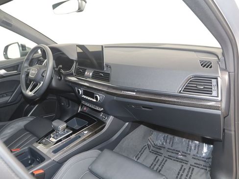 Used 2023 Audi SQ5 Prestige w/ Prestige Package AWD/4WD image 43