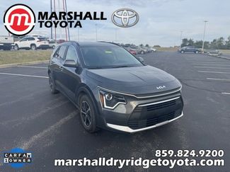 Used 2025 Kia Niro EX video 1