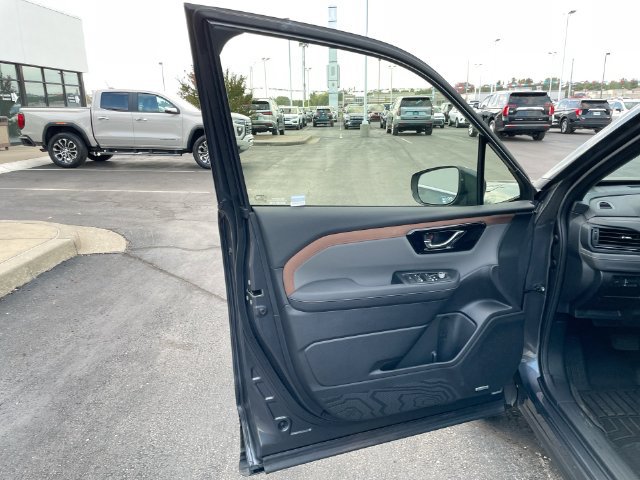 Certified 2025 Subaru Forester Sport AWD/4WD image 10
