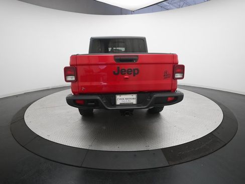 Used 2021 Jeep Gladiator Willys image 24
