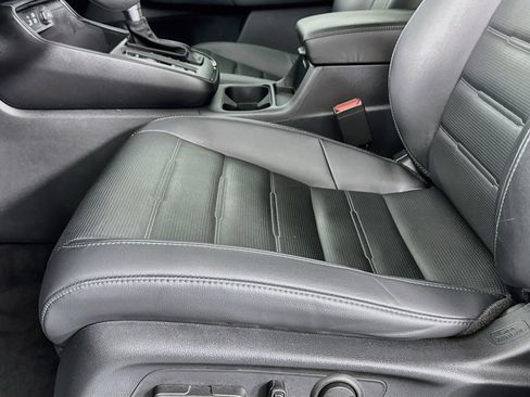 Used 2023 Honda CR-V EX-L image 18